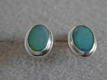 Silber Ohrstecker 925 - Schön & Leuchtend - Opal